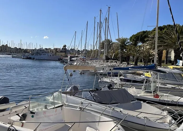 Idéal Couple Avec Vue Sur Le Port De 4che24 *