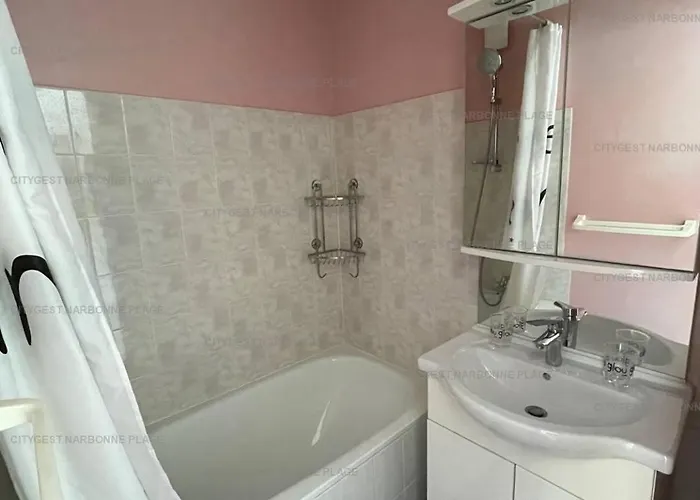 Idéal Couple Avec Vue Sur Le Port De 4che24 Appartement *
